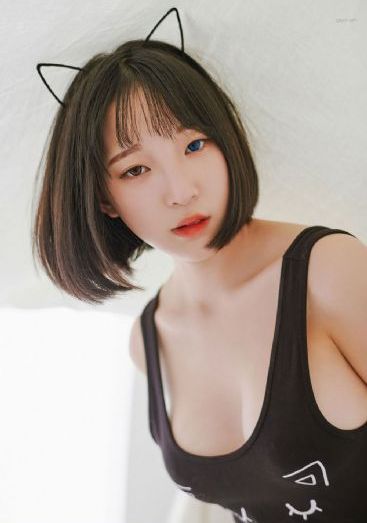日韩av一卡二卡三卡_蓝光日韩电影在线