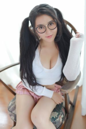 尤物193com_超清在线播放观看